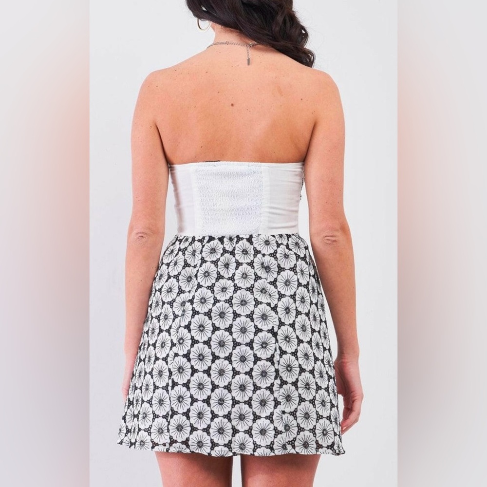 NWT Sugarlips Black & White Mini Dress - Picture 4 of 4